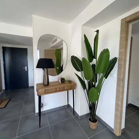 T3 Dans Neuve Avec Piscine Apartmán Calvi (Corsica)