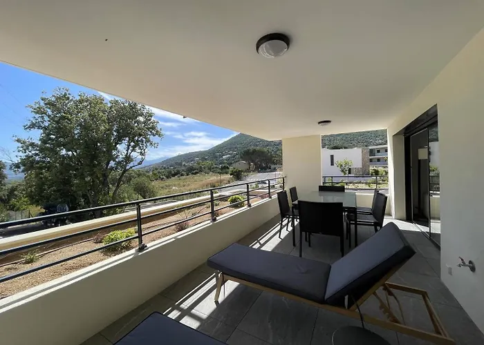 Apartment T3 Dans Neuve Avec Piscine *